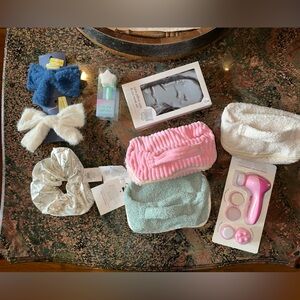 Bundle of makeup, facial and hair accessories